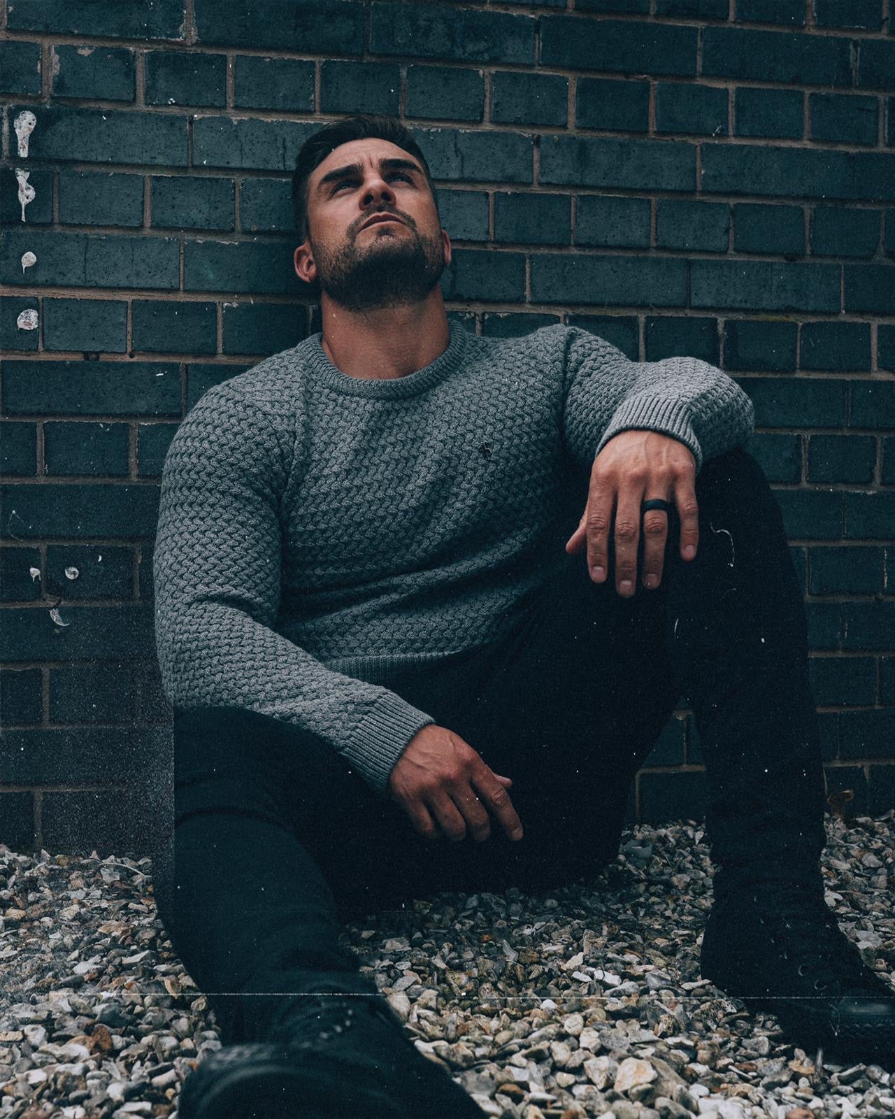 Grey Knitted Weave Super Slim Jumper With Metal Decal - FSJ016