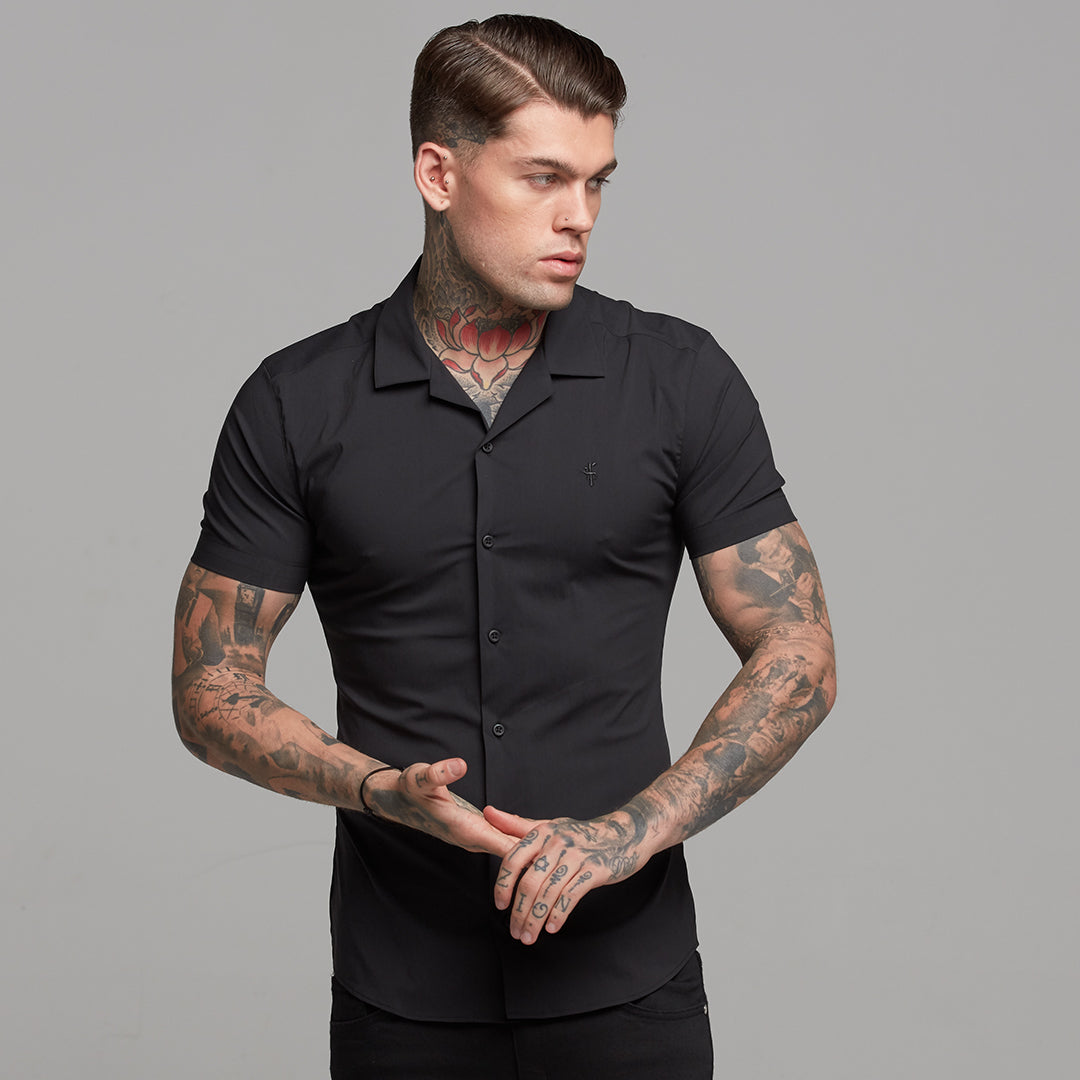 Super Slim Stretch Revere Classic Black Short Sleeve - FS404 (LAST CHANCE)
