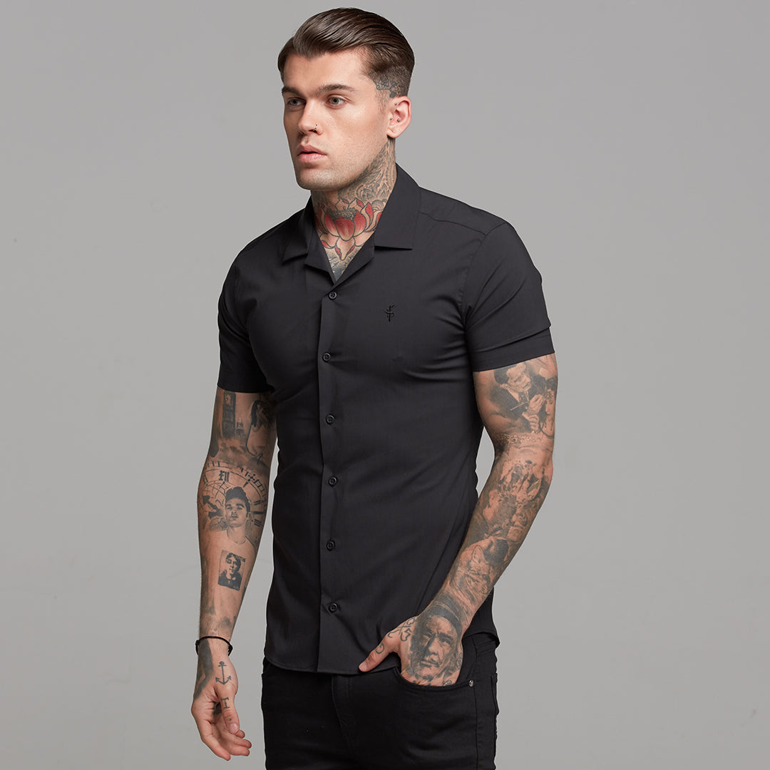 Super Slim Stretch Revere Classic Black Short Sleeve - FS404 (LAST CHANCE)