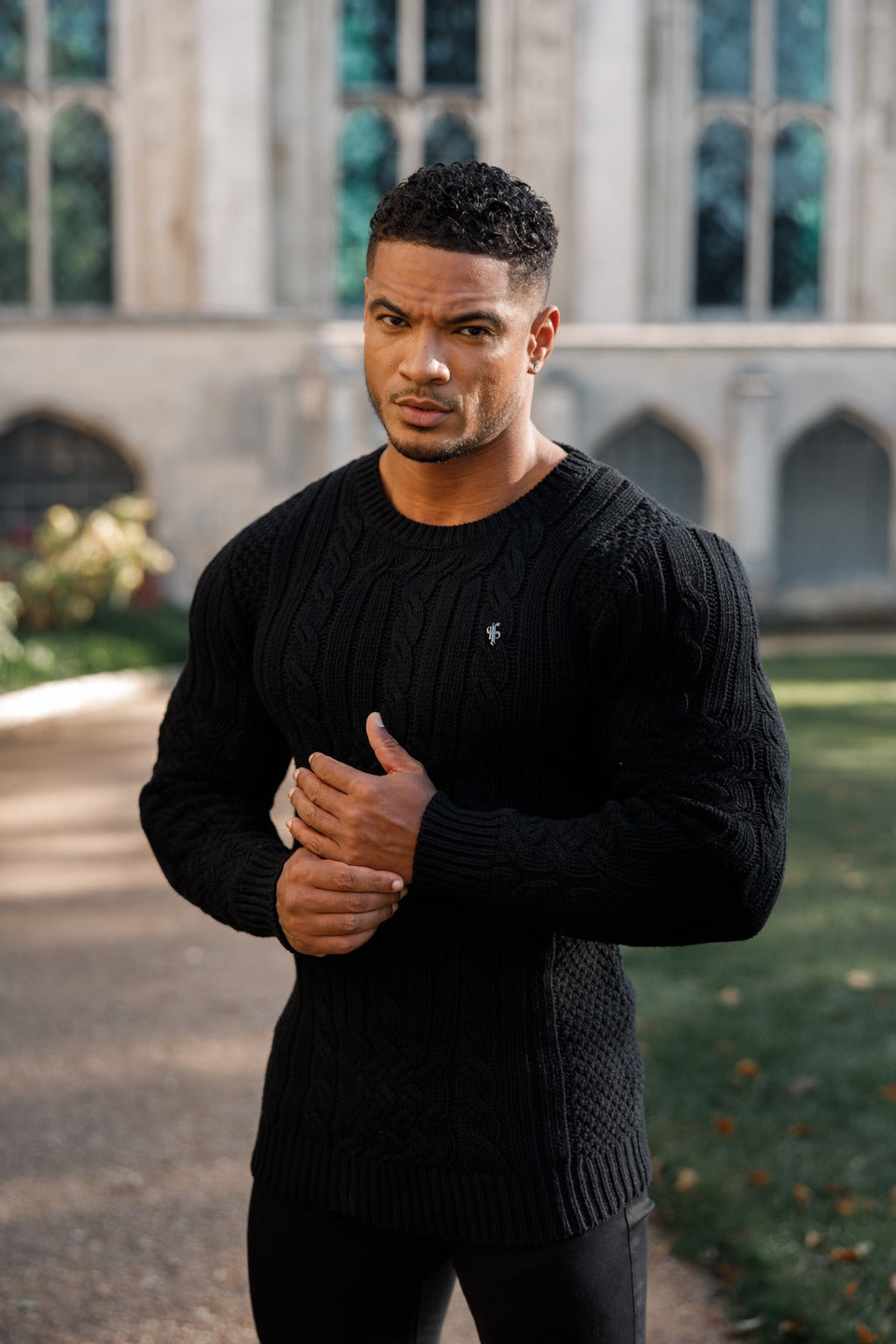 Luxury Lambs Wool Braided Knot Black Jumper With Metal Decal - FSN034