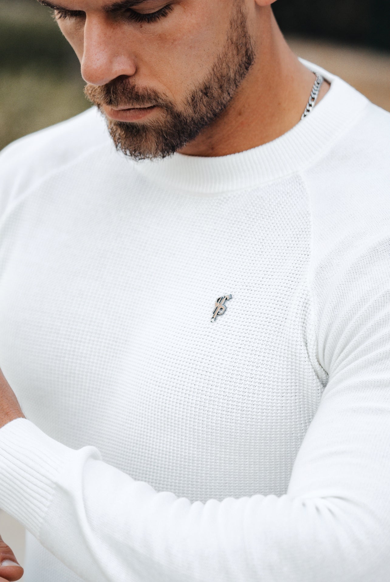 Off White Knitted Honeycomb Raglan Crew Super Slim Jumper With Metal Decal - FSN061