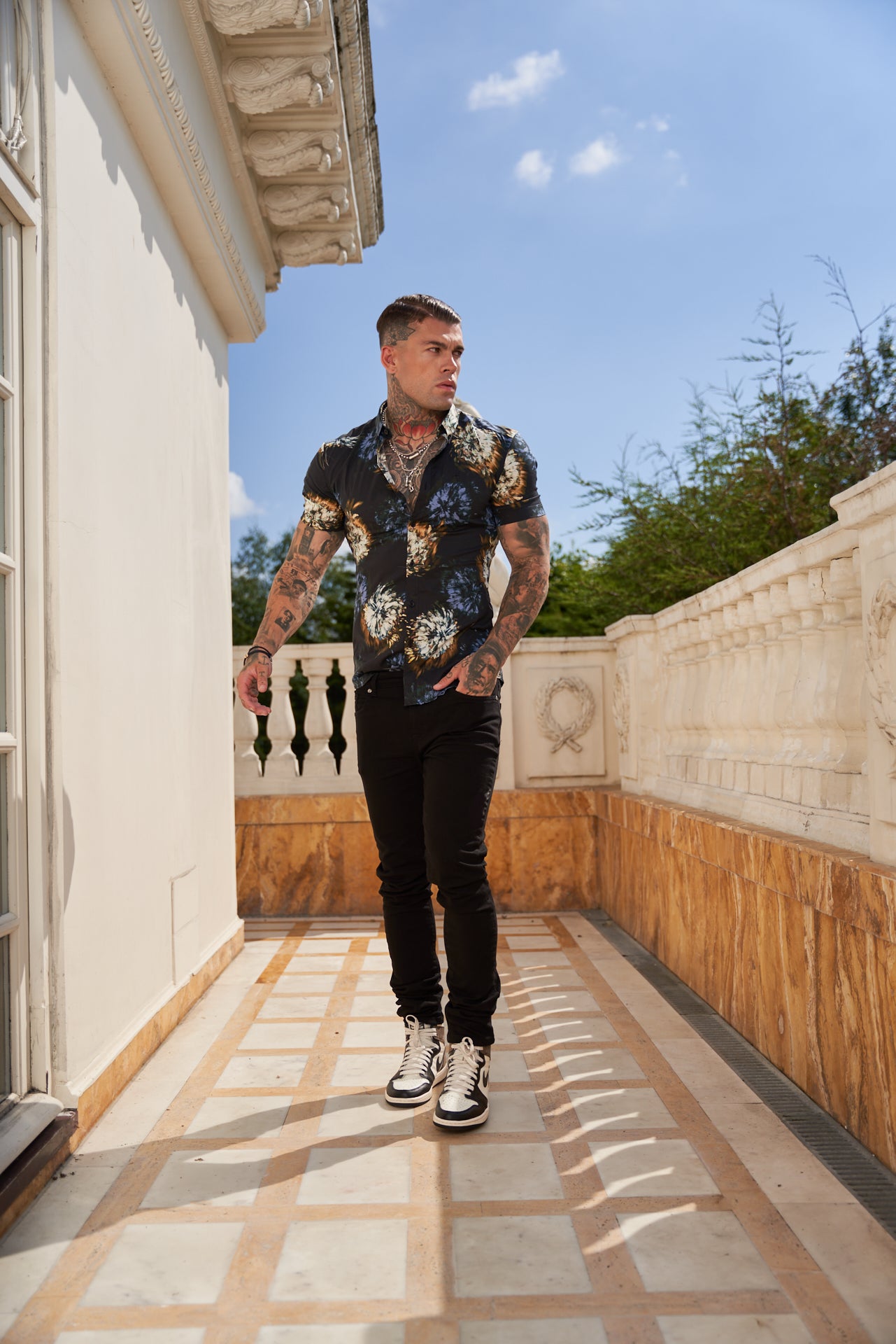 Super Slim Stretch Black Base Blurred Flower Print Short Sleeve with Button Down Collar - FS801