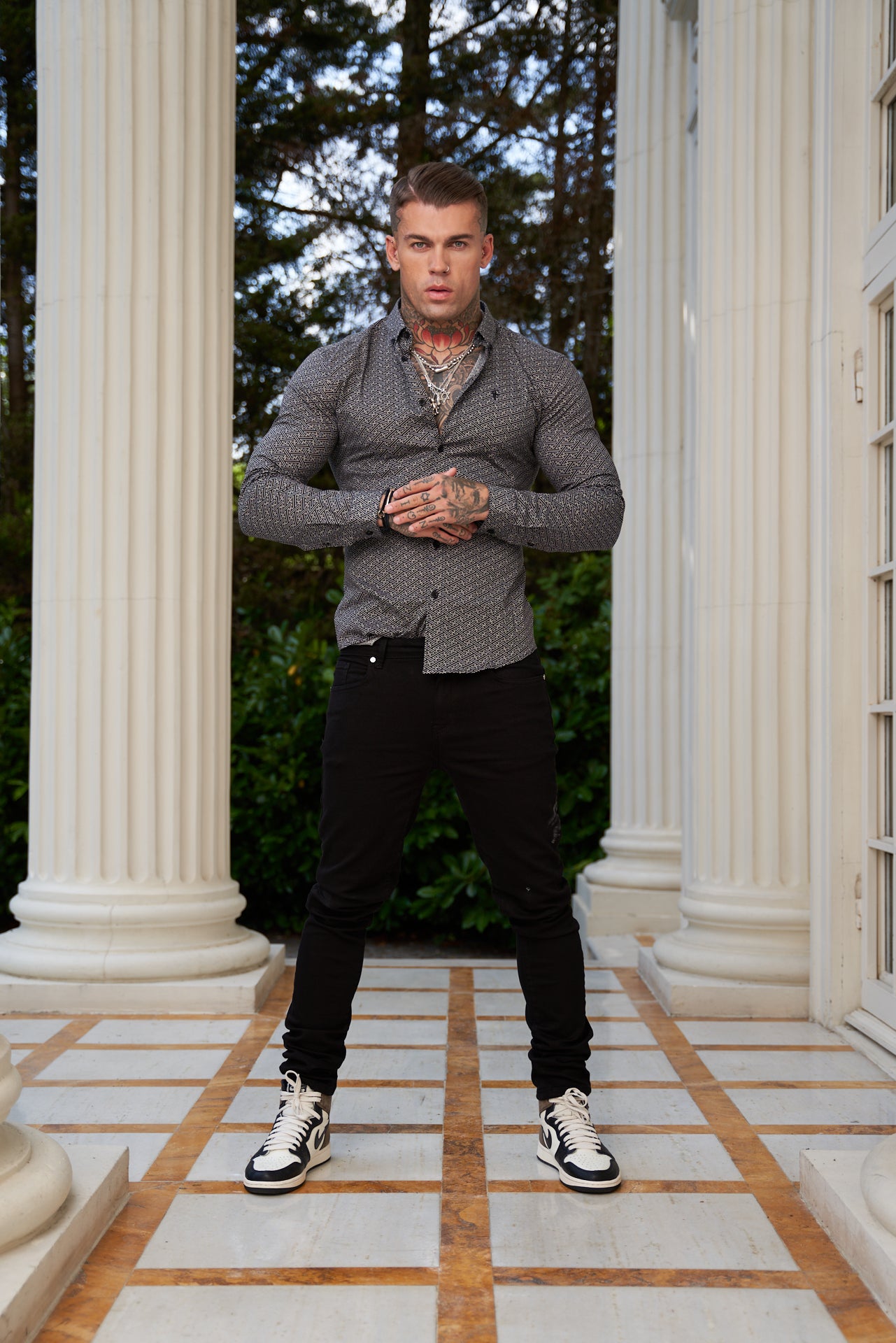 Super Slim Stretch Black and Off White Abstract Print Long Sleeve with Button Down Collar - FS786