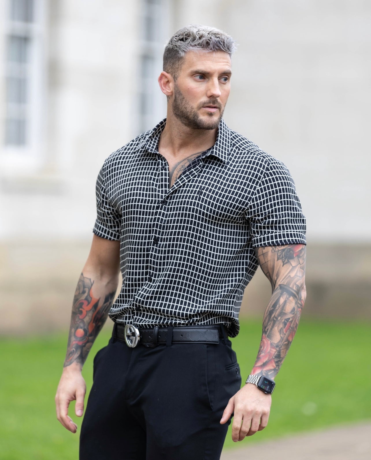 Classic Relaxed Black / White Medium Grid Check Short Sleeve - FS735
