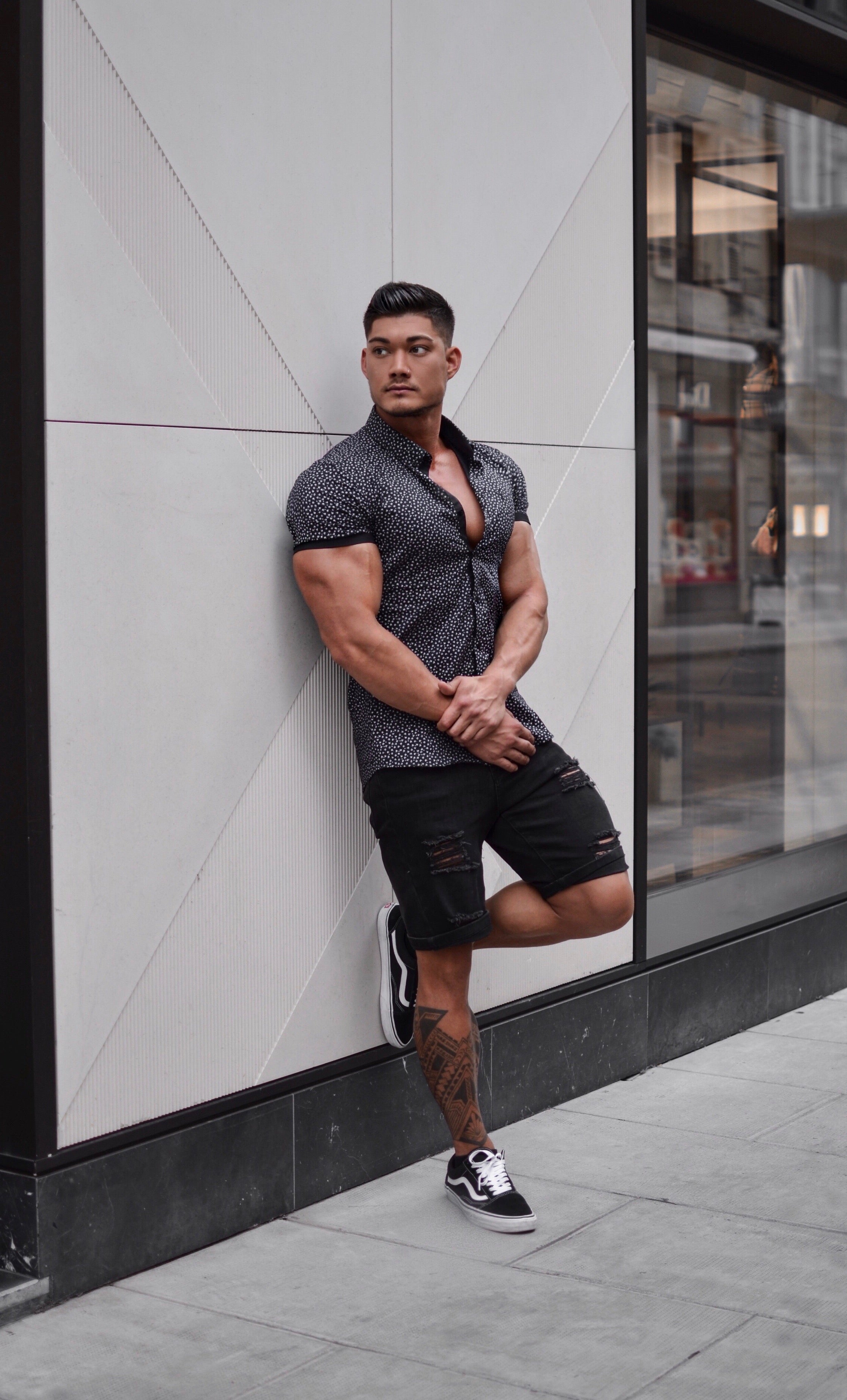Super Slim Stretch Black & White Dandy Print Short Sleeve FS416