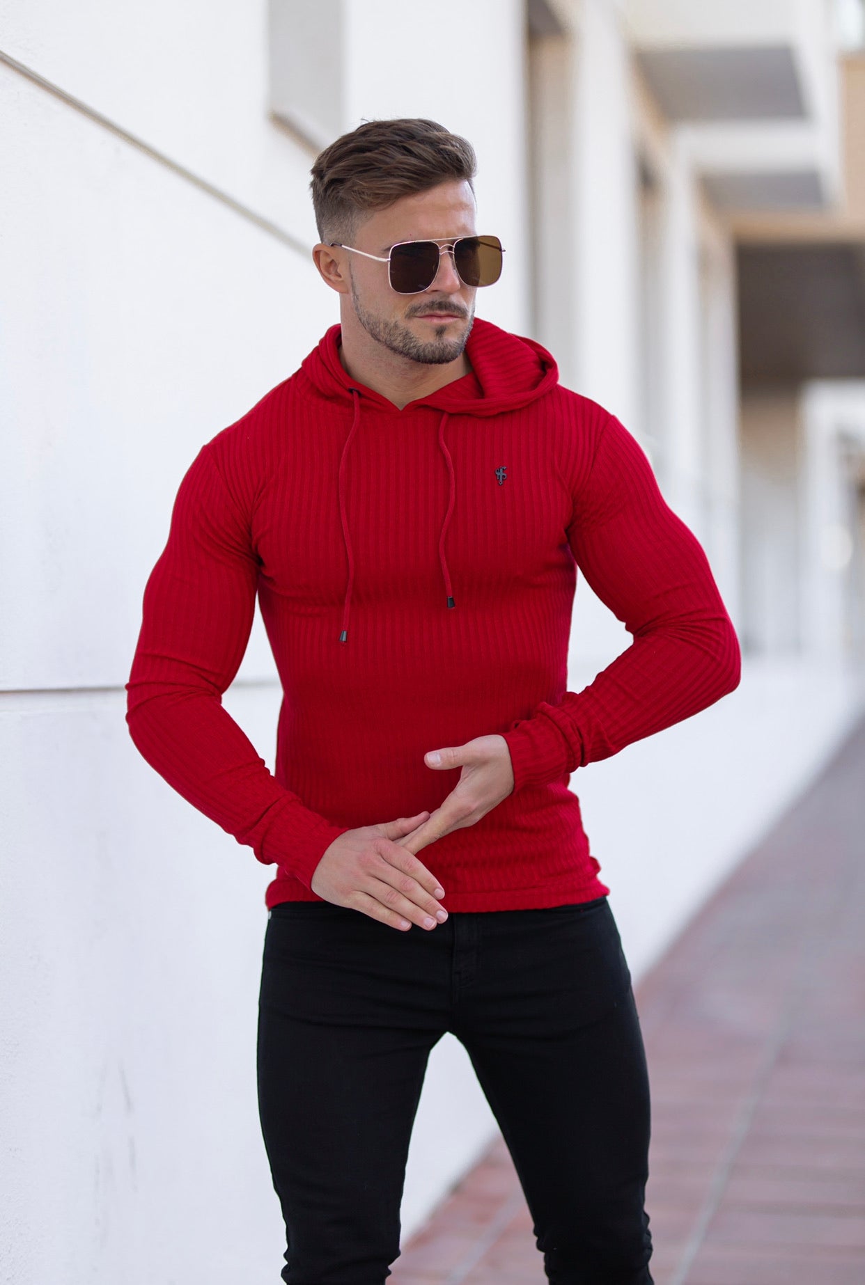 Classic Red Ribbed Knit Hoodie Jumper With Black Emblem - FSH620