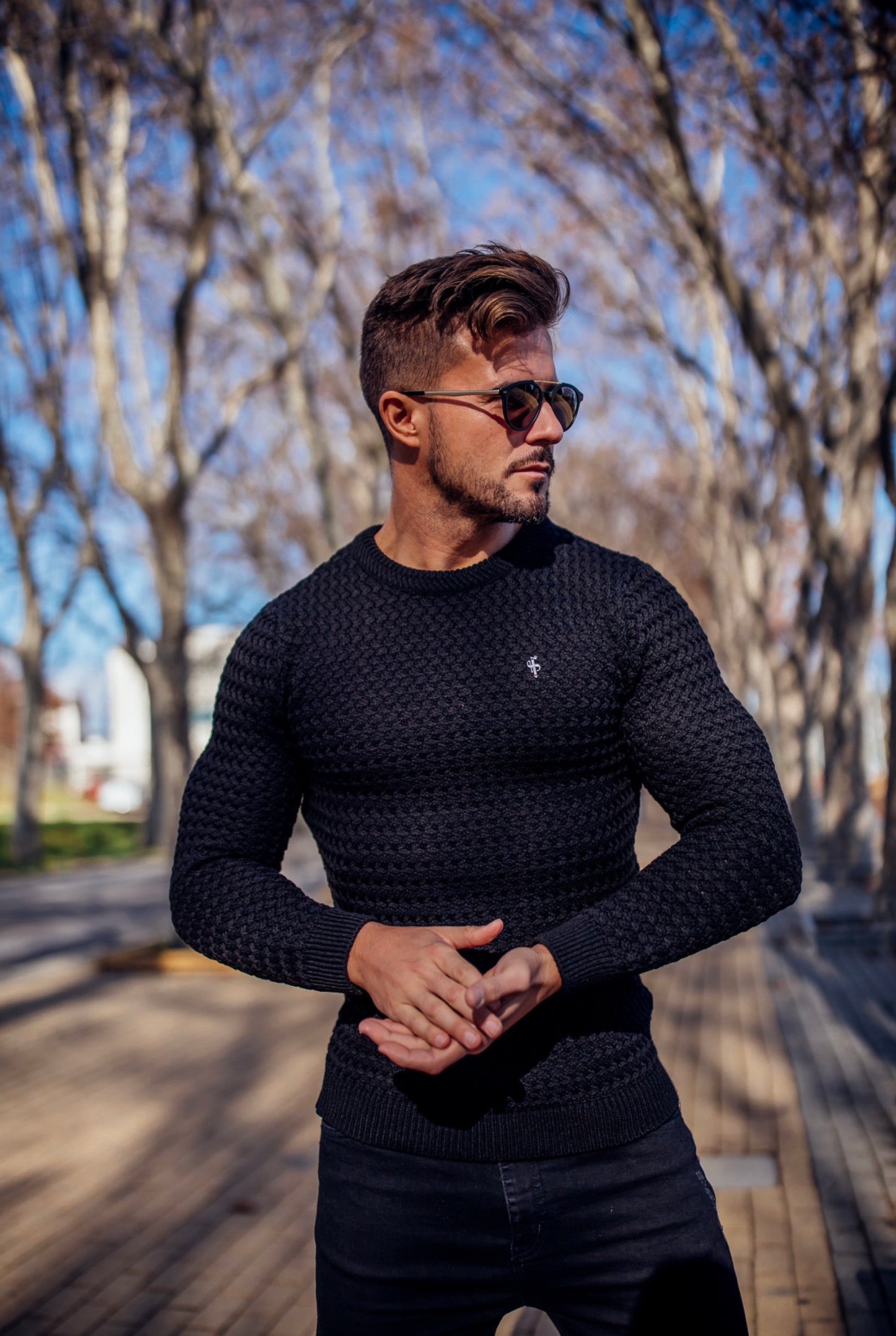 Black Knitted Weave Super Slim Jumper With Metal Decal - FSJ014