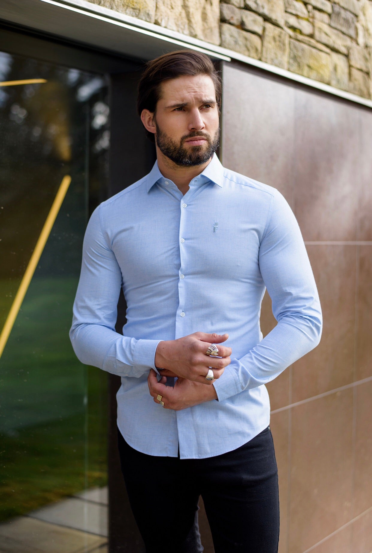 Classic Light Blue Twill Cutaway Collar - FS601