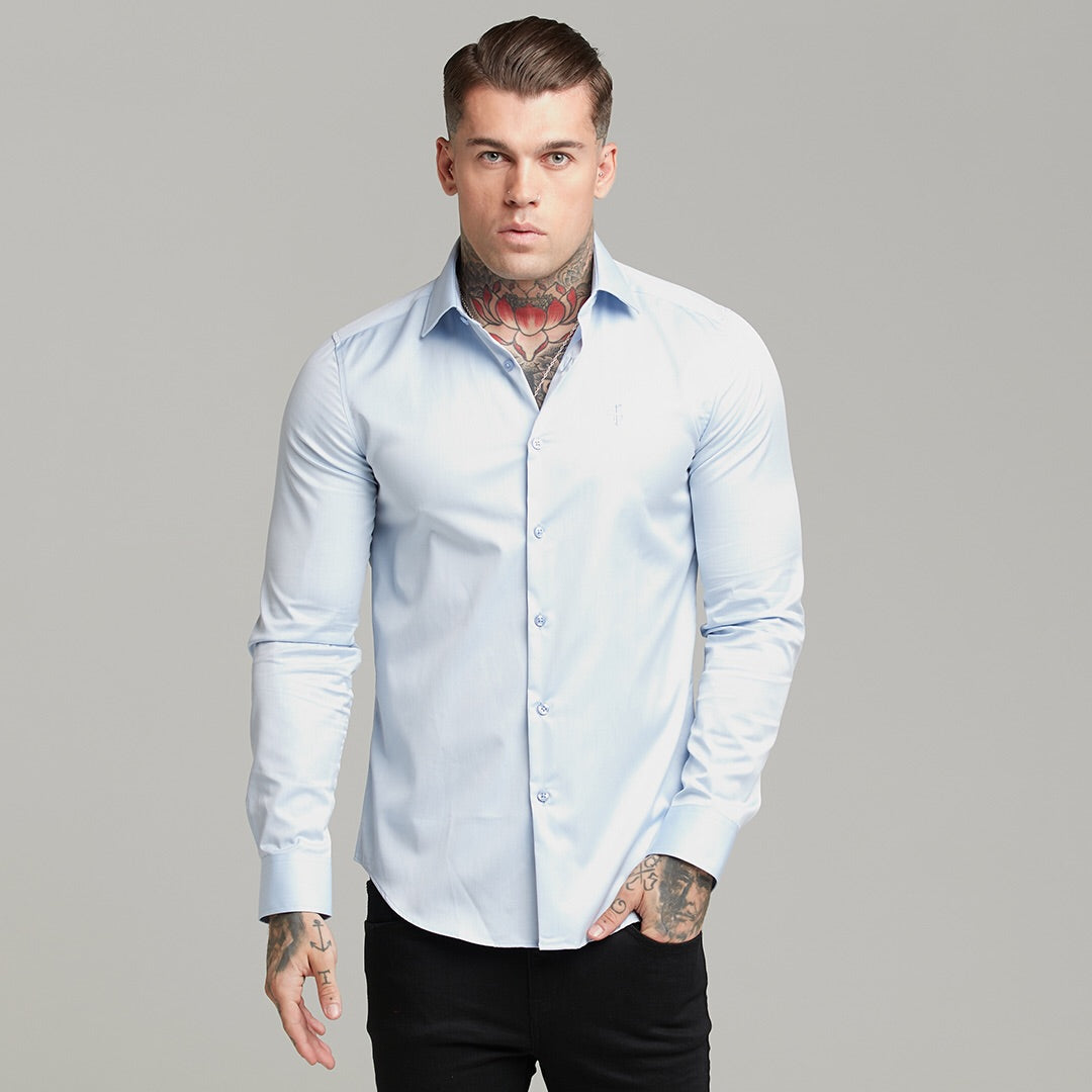 Classic Light Blue Twill Cutaway Collar - FS601