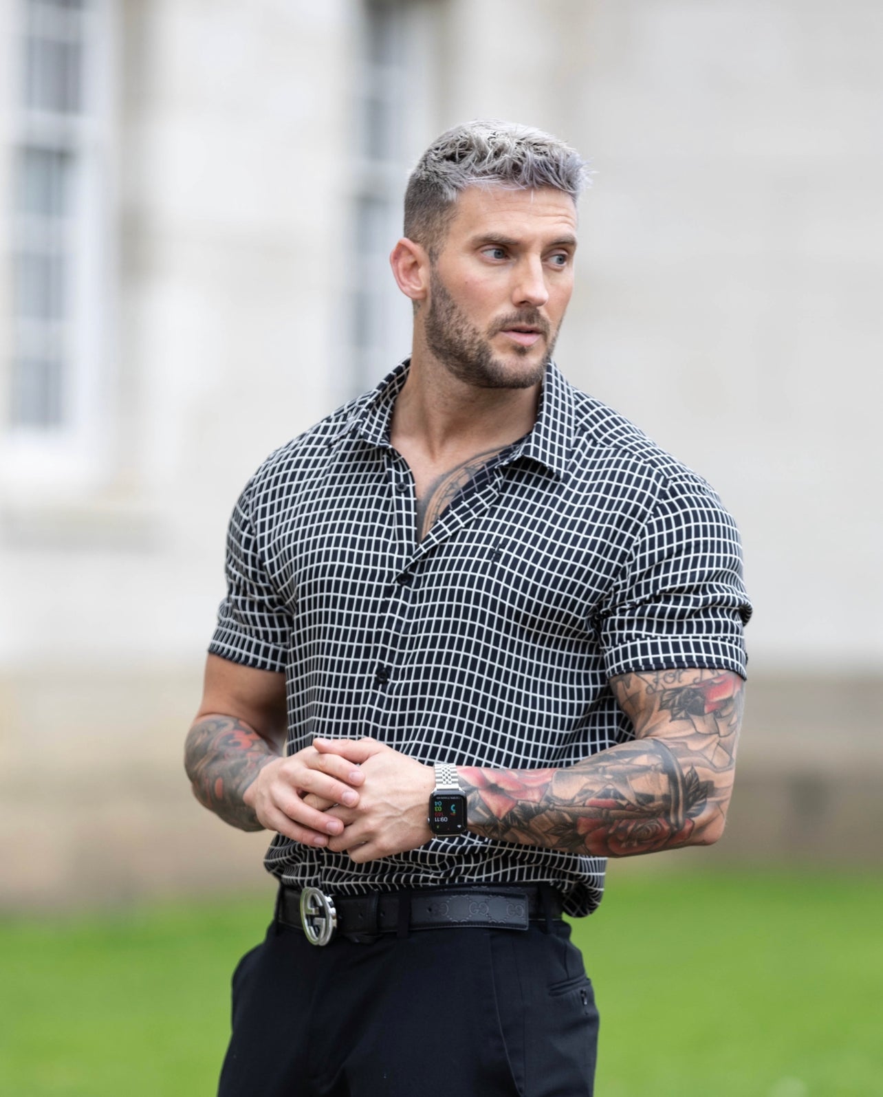 Classic Relaxed Black / White Medium Grid Check Short Sleeve - FS735