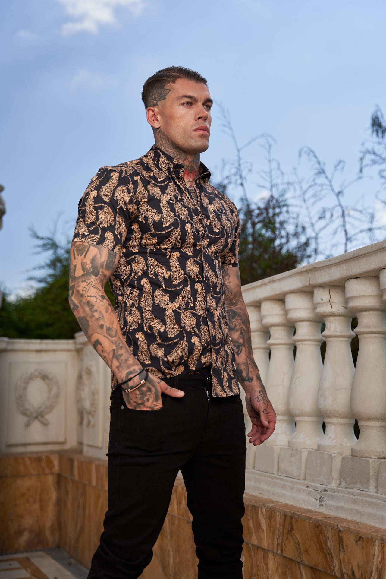 Super Slim Stretch Black / Tan Cheetah Print Short Sleeve with Button Down Collar - FS789