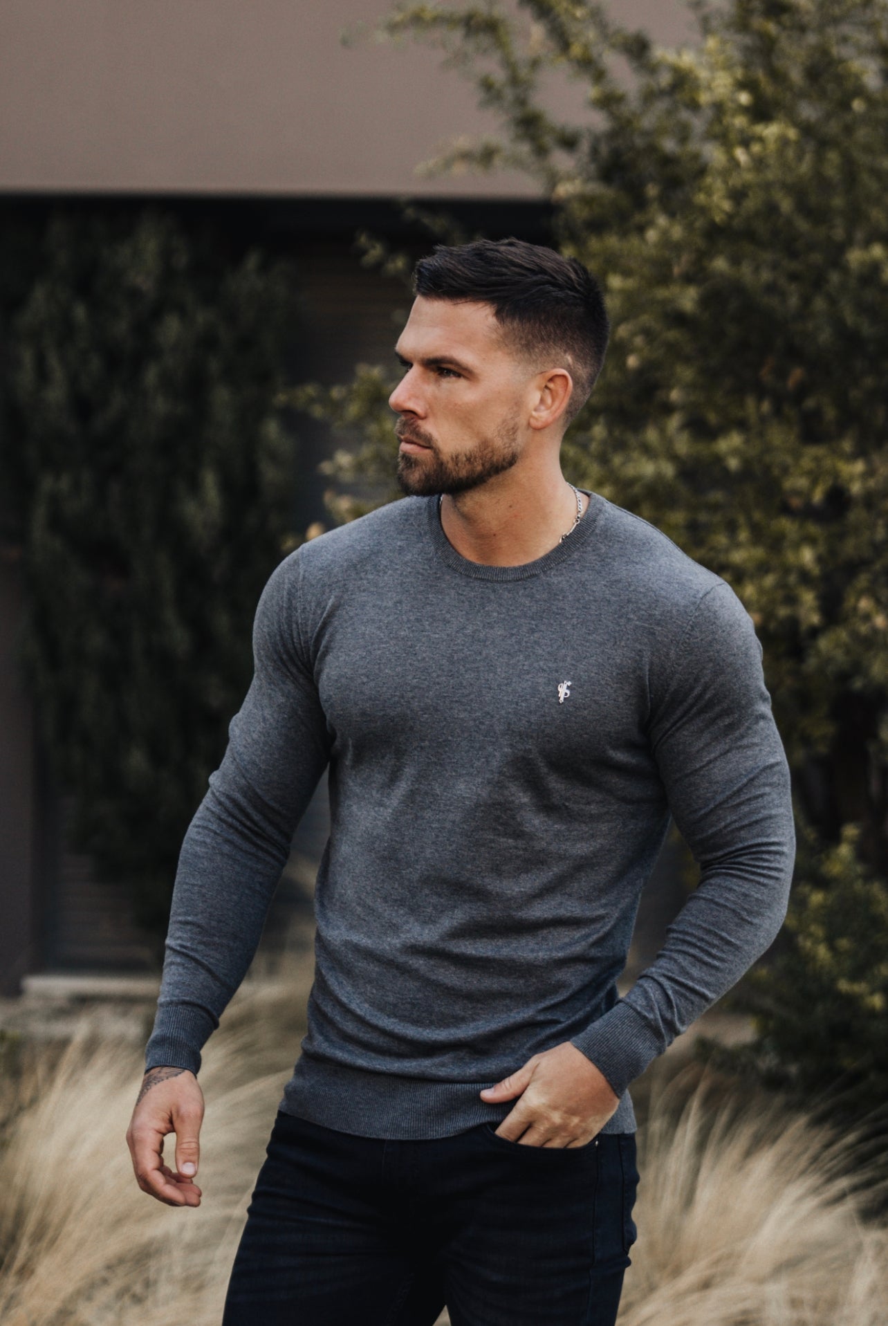 Classic Dark Grey Light Weight Knitted Crew Neck with Metal Decal - FSN096