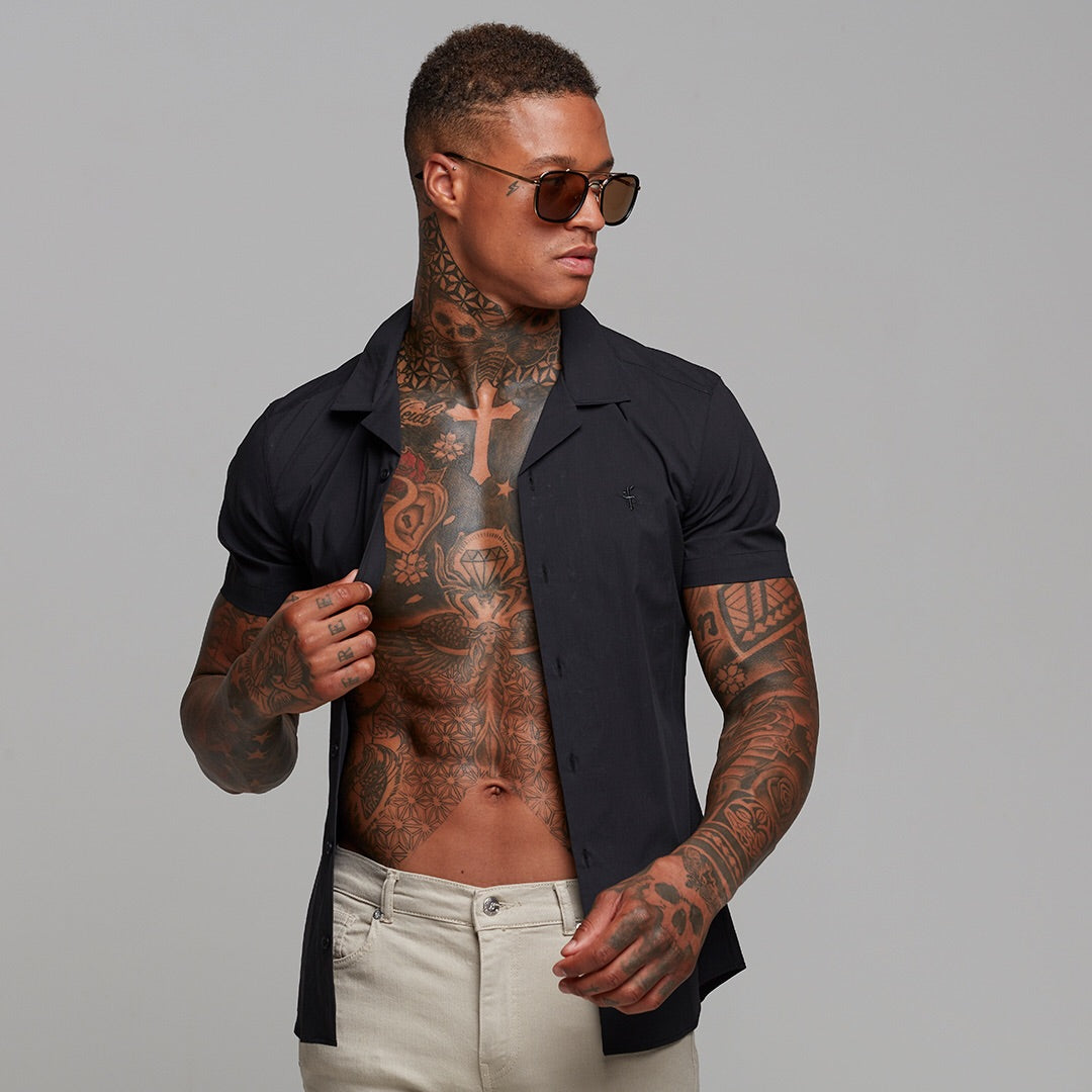 Super Slim Stretch Revere Classic Black Short Sleeve - FS404 (LAST CHANCE)