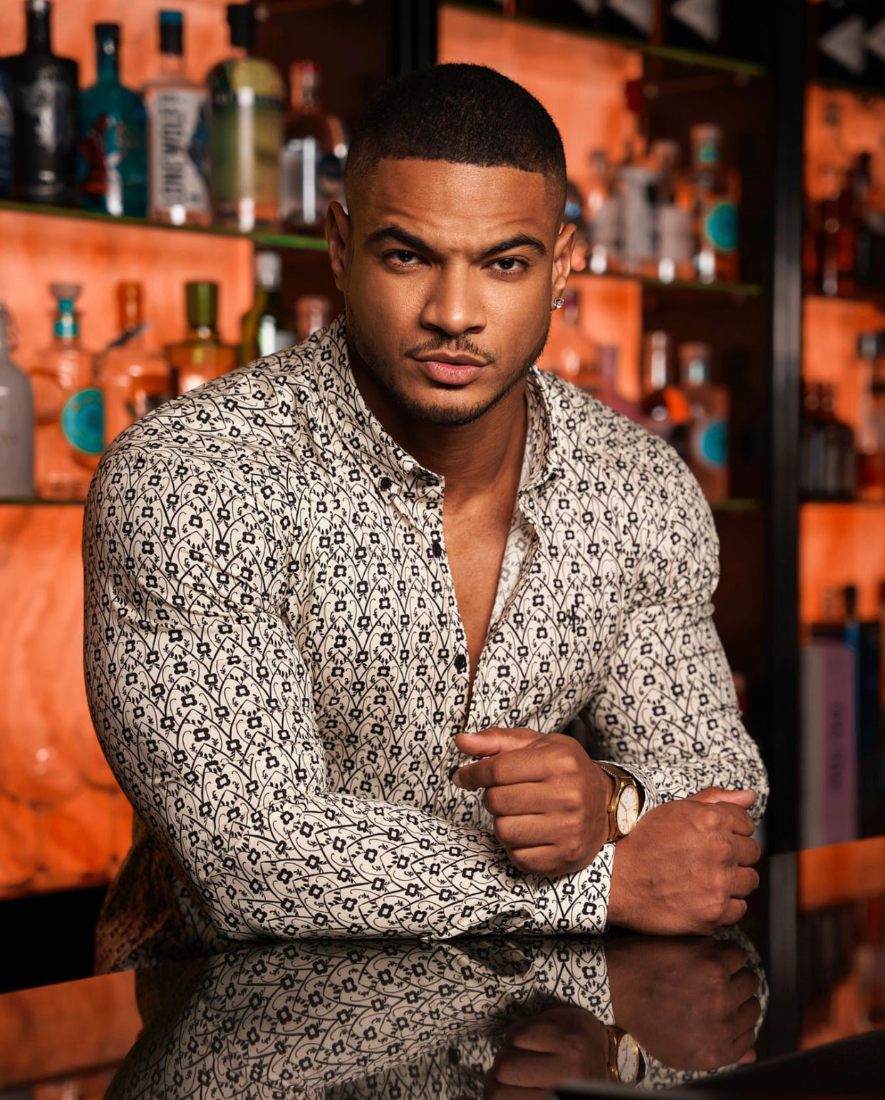 Super Slim Stretch Ecru / Black Geo Flower Print Long Sleeve with Button Down Collar - FS794