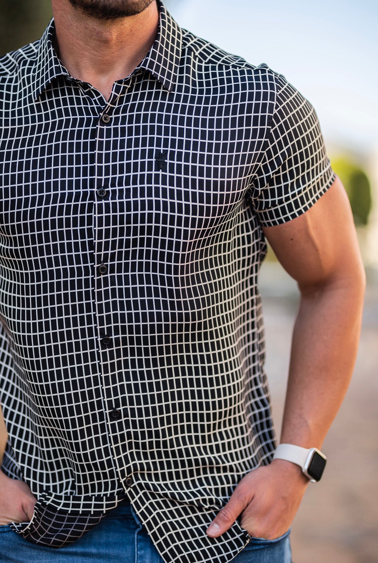 Classic Relaxed Black / White Medium Grid Check Short Sleeve - FS735