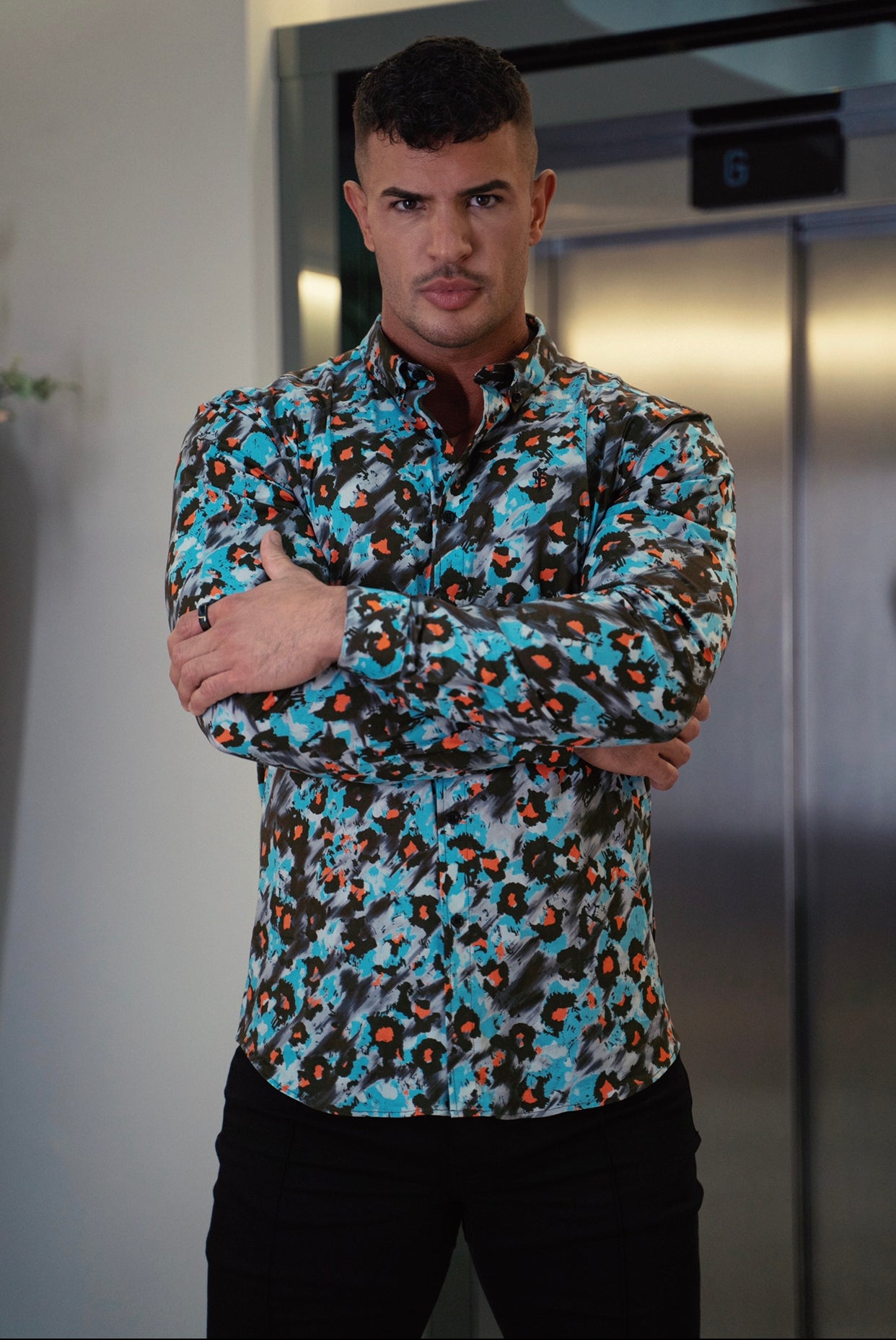 Super Slim Stretch Multi Colour Abstract Leopard Print Long Sleeve with Button Down Collar - FS796