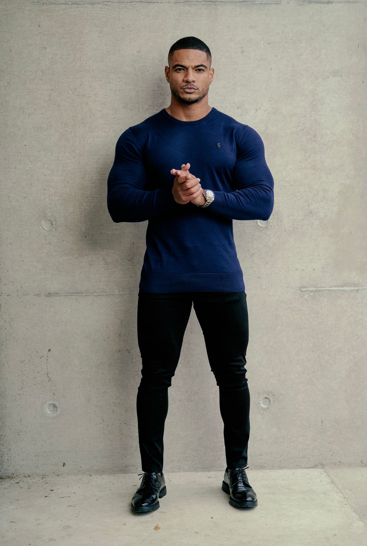 Classic Navy Crew Neck Knitted Jumper with Metal Decal - FSN088