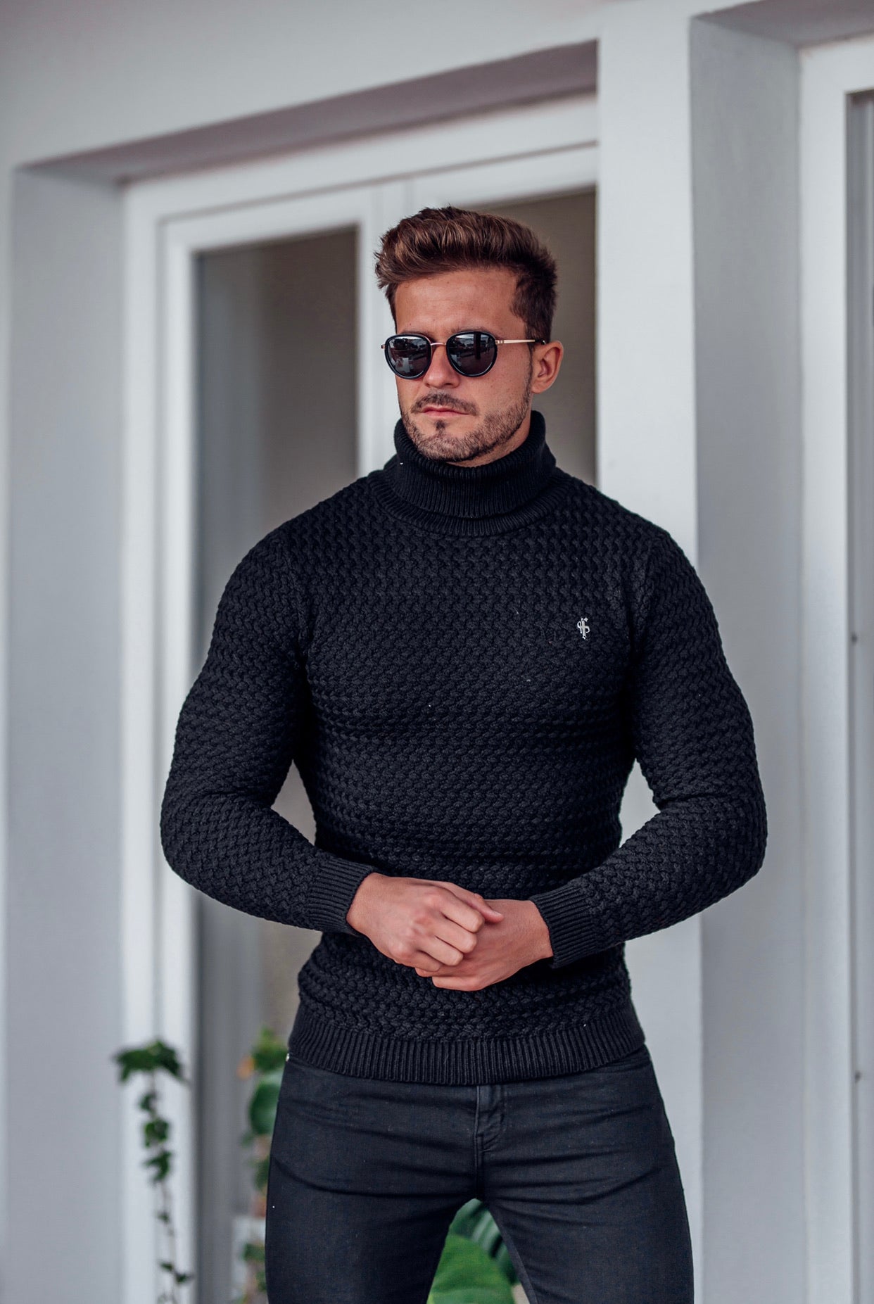 Black Knitted Roll Neck Weave Super Slim Jumper With Metal Decal - FSJ024