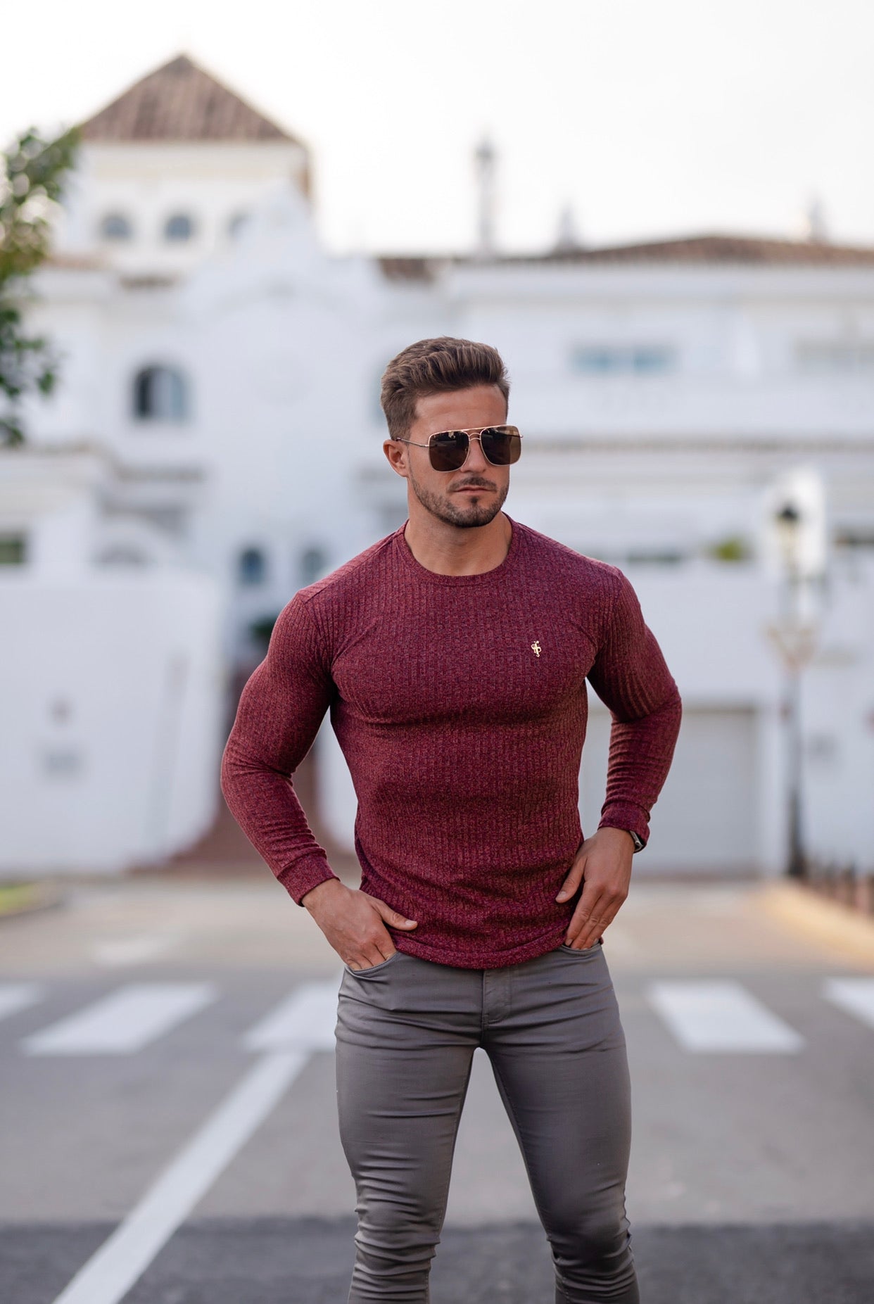 Classic Claret Ribbed Knit Jumper With Gold Metal Emblem - FSH538